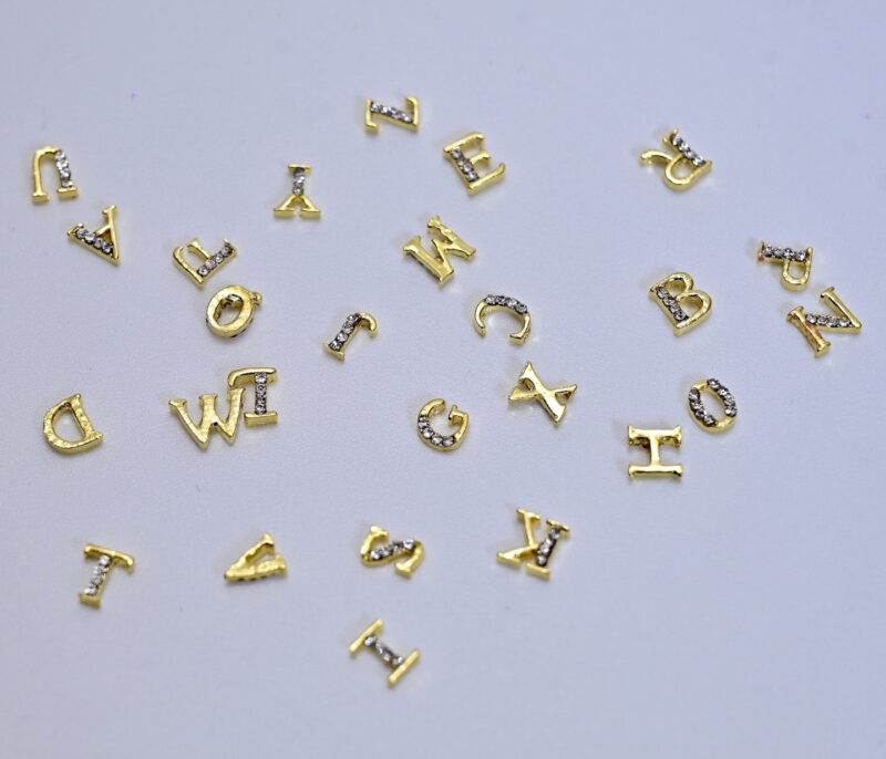 Screenshot_20210404-015321_Gallery Mixed Nail Art Decoration Letters